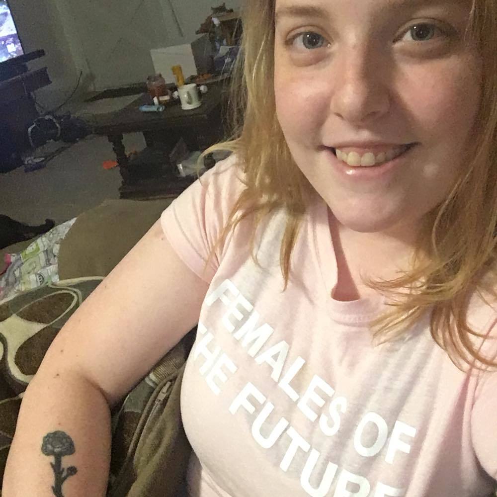 Meet your Posher, Raquel